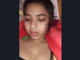Indian girl gives a blowjob and gets fucked hard