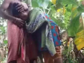 Bangla bhabhi gives blowjob to debar in banana field