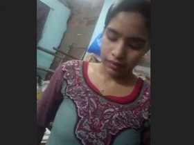 Masturbating in a shop with her lover for pleasure