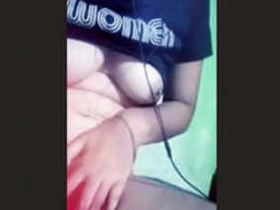 Desi Indian girl's video call clips showcasing her beauty