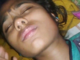 A stunning country wife satisfies her desires in a steamy video