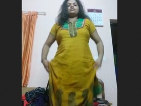 Bhabi in striped suit teases with her body