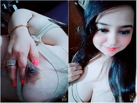 Amateur Indian student flaunts her big boobs in exclusive video