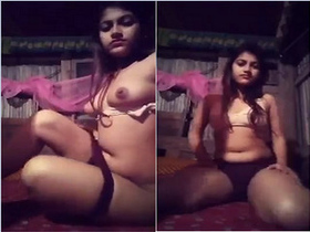 Desi girl flaunts her big boobs in exclusive video