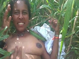 Desi bhabi's secret sex video with lover in the jungle