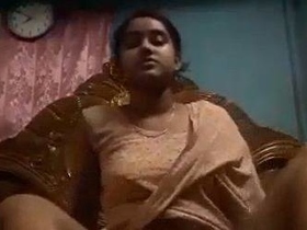Bangladeshi girl records a nude video and leaks it