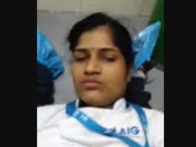 Office worker gets frisky with her boss during break