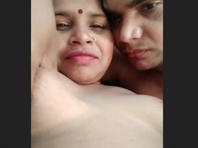 Live stream a romantic couple's beautiful moments in high definition
