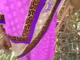 Lalita Singh's Indian boyfriend gets a blowjob in this tamil video