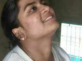 BF and girlfriend engage in sexual activities on stairs