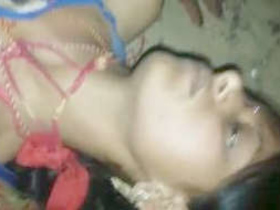 Desi bhabi gets paid for outdoor sex in a village