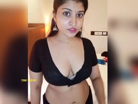 Bhabi Kommal's seductive looks in a spicy video