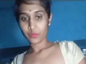 Desi bhabi gives a live webcam blowjob for money