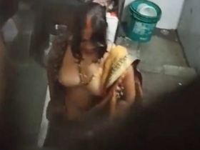 Bhabi caught wearing saree while having sex with husband