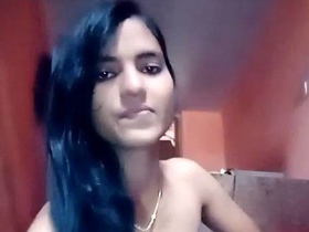 Nude Indian girl pleasures herself in a solo video