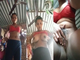 Amateur Indian girl flaunts her boobs and pussy in MMS