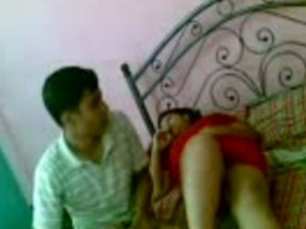First-time recording of Punjabi sister's home sex with lover