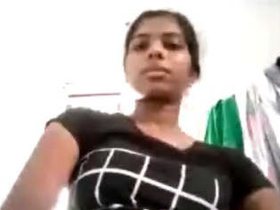 Indian girl on Facebook gets naughty