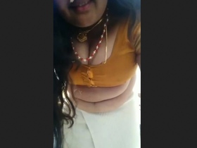 Fatty Indian wife in marathi porn