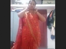 Mature bhabhi's love and lust in a video that will leave you breathless