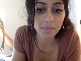 Indian khusbo gets wild on webcam in steamy video