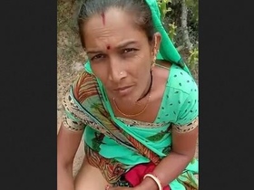 Indian woman gives oral pleasure to an elderly man