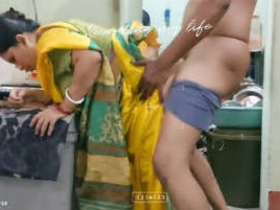 Bhabhi from India delivers an impressive blowjob and gets penetrated